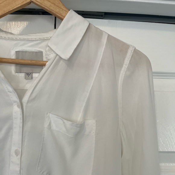 Guess Blouse - Picture 2 of 8